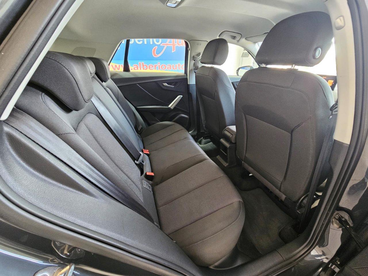 Audi Q2 30 2.0 tdi Business s-tronic