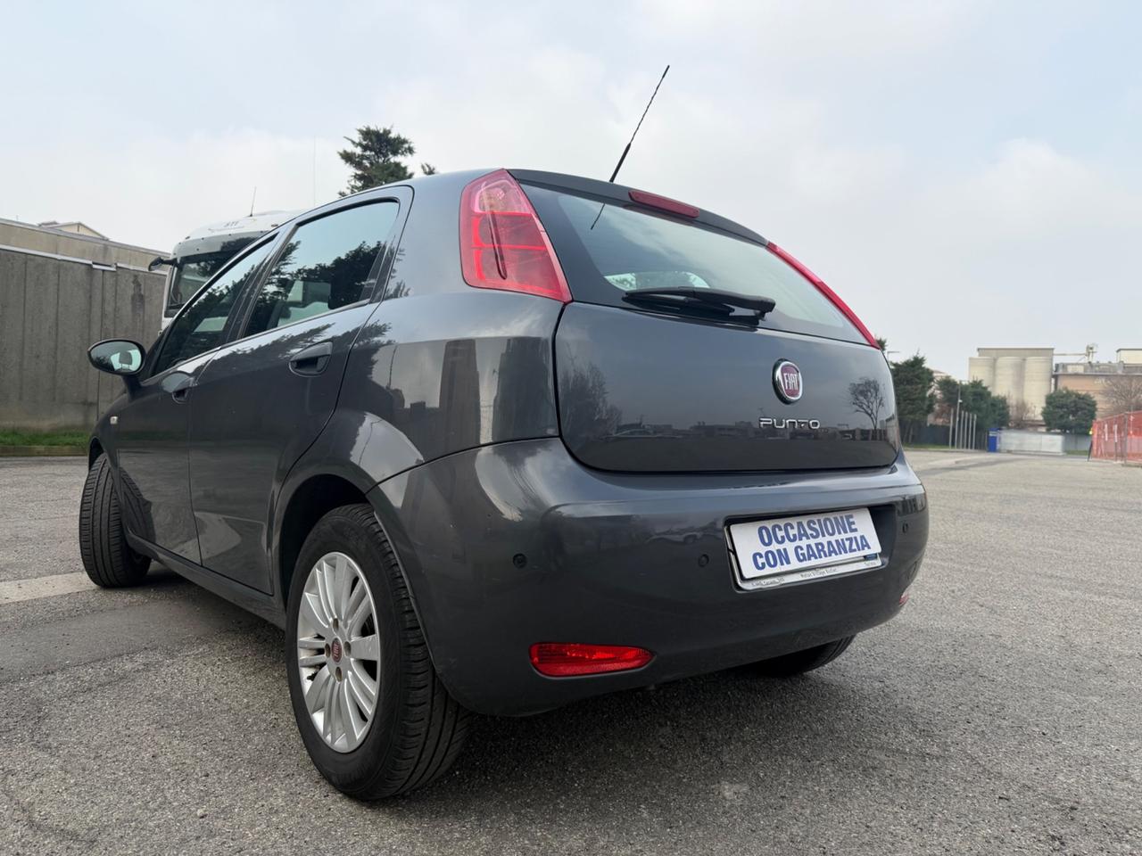 Fiat Punto 1.2 5 porte Lounge soli km 84000