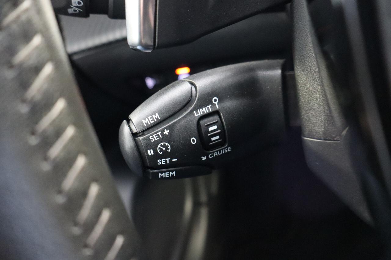 PEUGEOT 2008 1.5 BLUEHDI 130 CV EAT8 ALLURE PACK