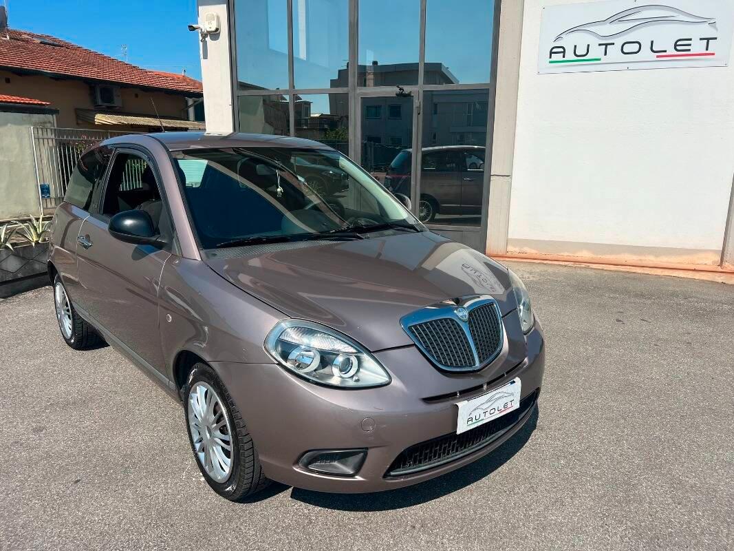 Lancia Ypsilon 1.2 8v Diva - Imp. GPL -
