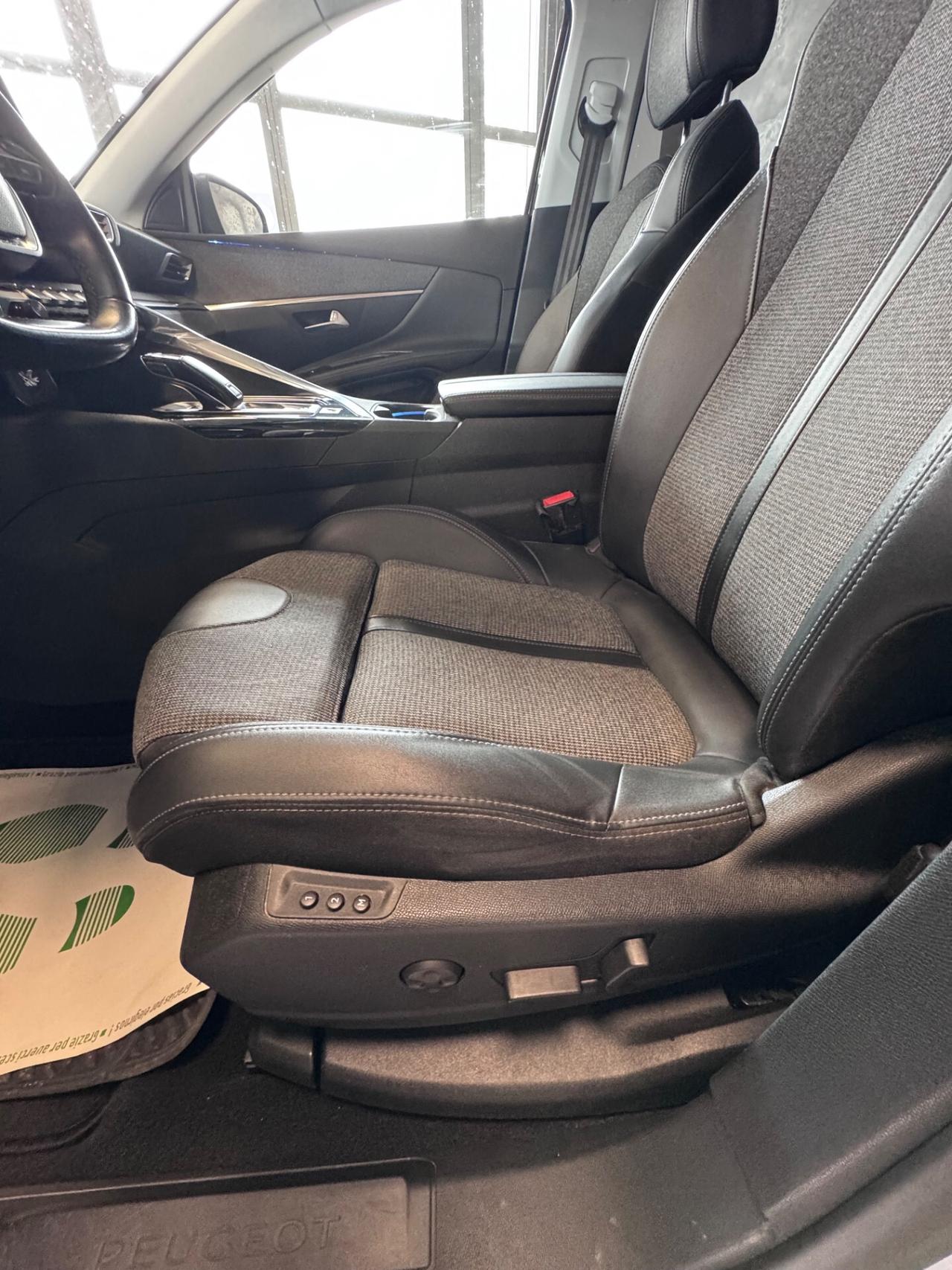 PEUGEOT 5008 1.5 HDI 130CV ALLURE AT8