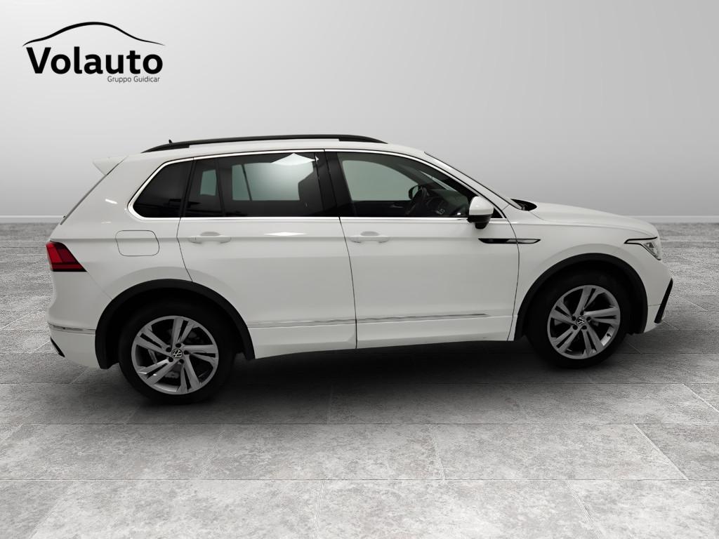 VOLKSWAGEN Tiguan II 2021 - Tiguan 1.5 tsi R-Line 150cv dsg