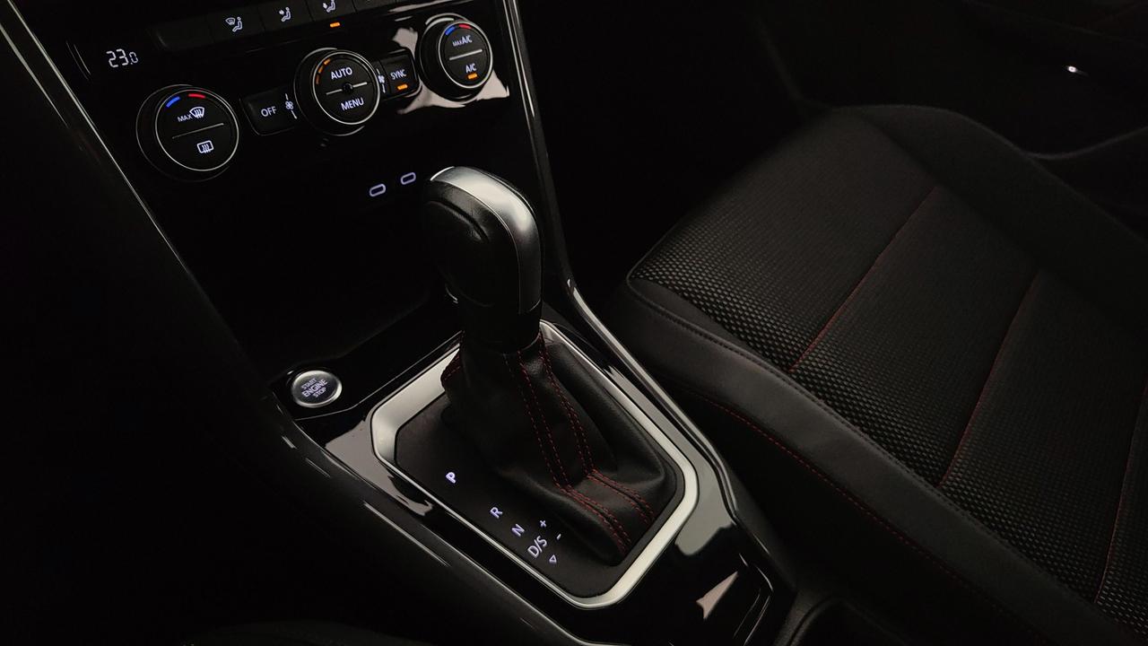 VOLKSWAGEN T-Roc I 2017 - T-Roc 2.0 tdi Sport 150cv dsg