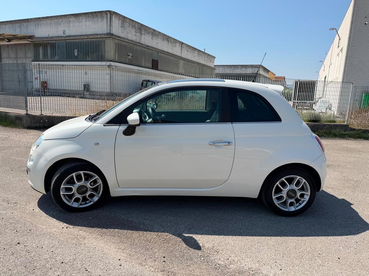 FIAT 500 1.2 B-GPL + RENAULT MEGANE ( leggere)