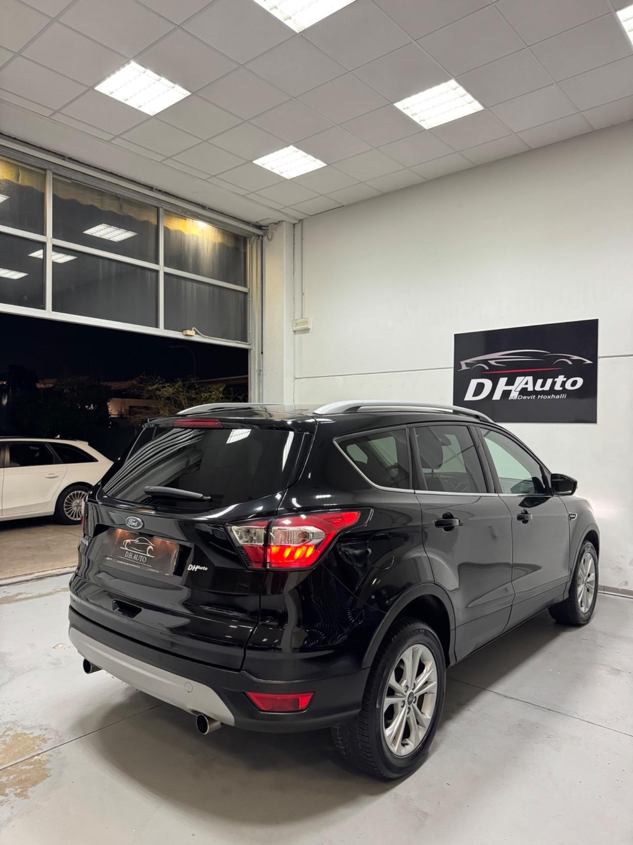 Ford Kuga 1.5 TDCI 120 CV S&S 2WD ST-Line