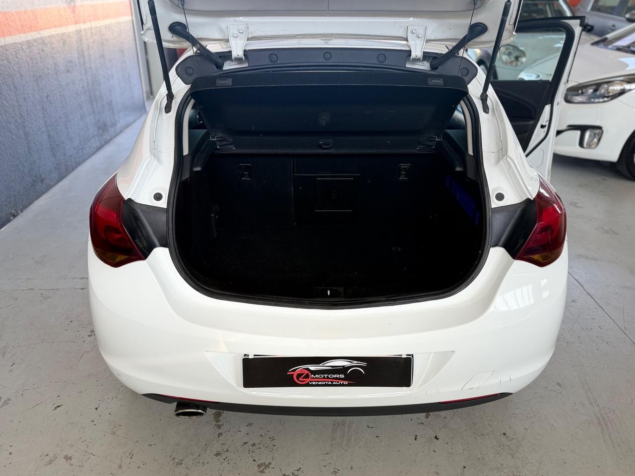 Opel Astra 1.4 Turbo 140CV 5 porte Cosmo NEOPATENTATI