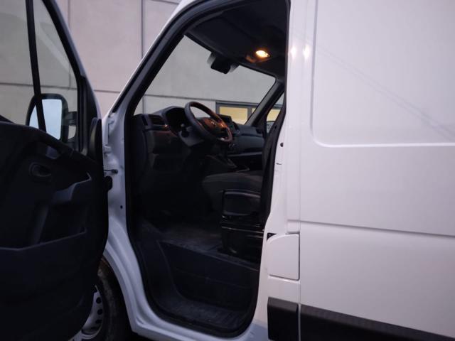 RENAULT Master 2.3 CDTI Furgone