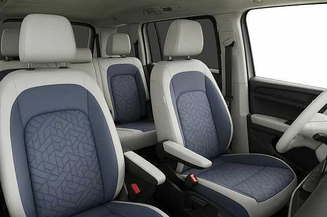 Volkswagen ID. Buzz Pro Passo Lungo 7 Posti