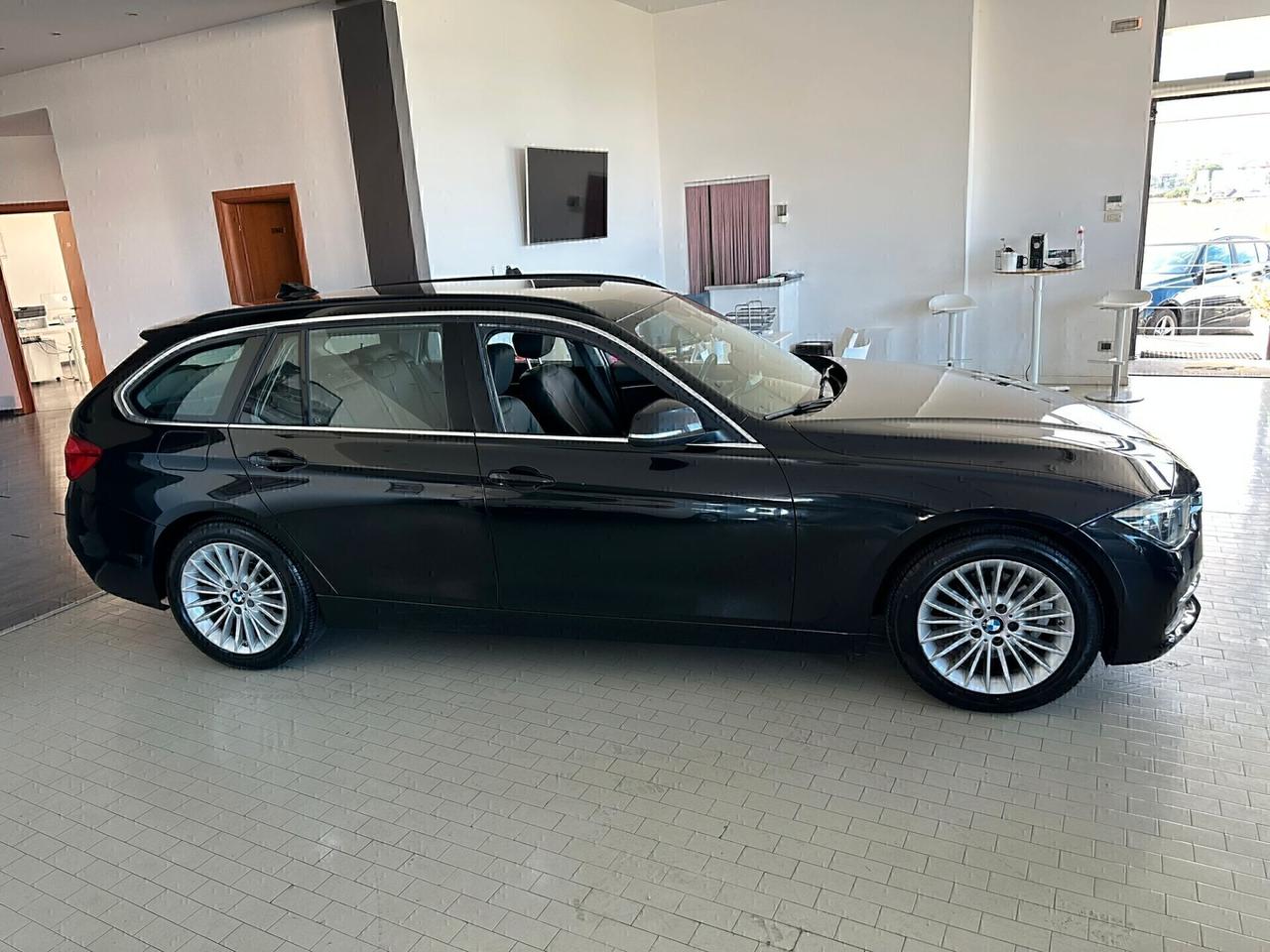Bmw 316d Luxury IVA ESPOSTA
