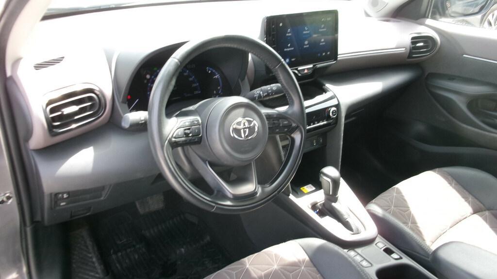 Toyota Yaris Cross 1.5 H Lounge FWD E-CVT