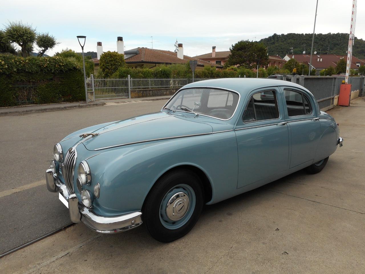 Jaguar MK II