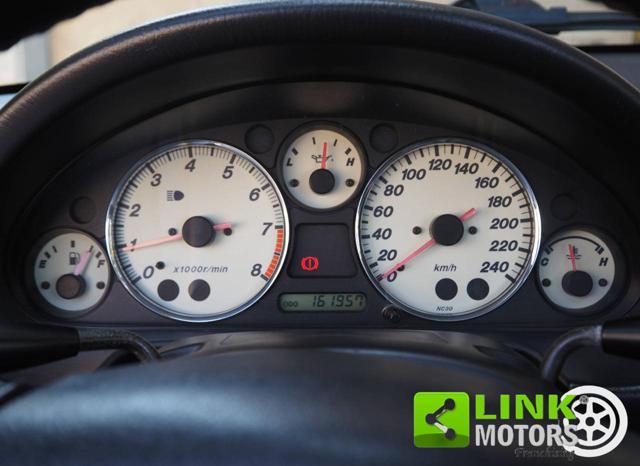 MAZDA MX-5 1.6i 16V cat