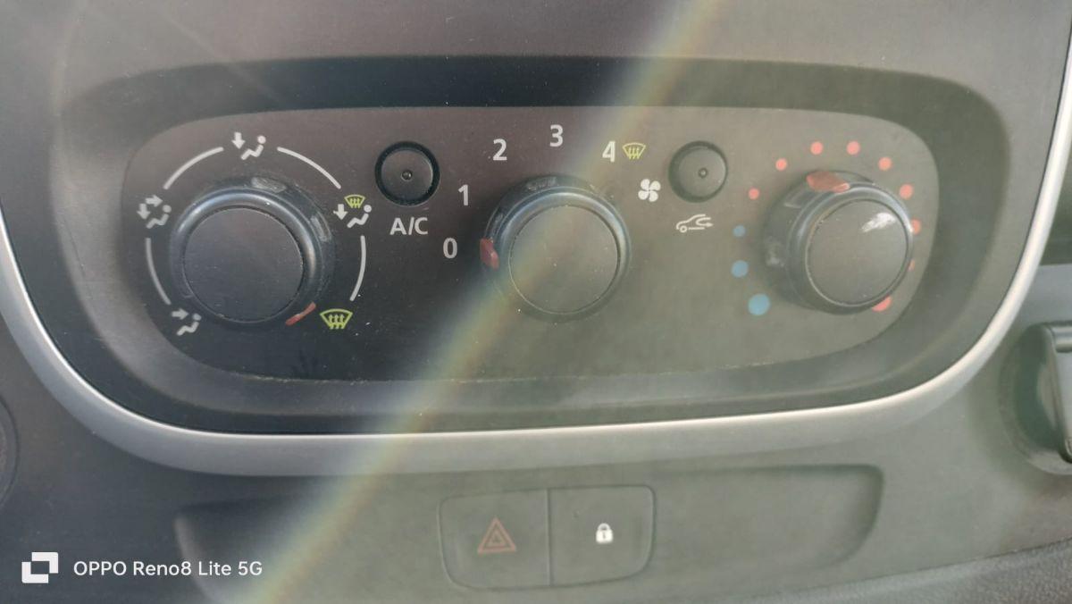 RENAULT trafic T27 1.6 dci 145cv L1H1 S&S E6 trafic T27 1.6 dci 145cv L1H1 S&S E6 IVA COMPRESA