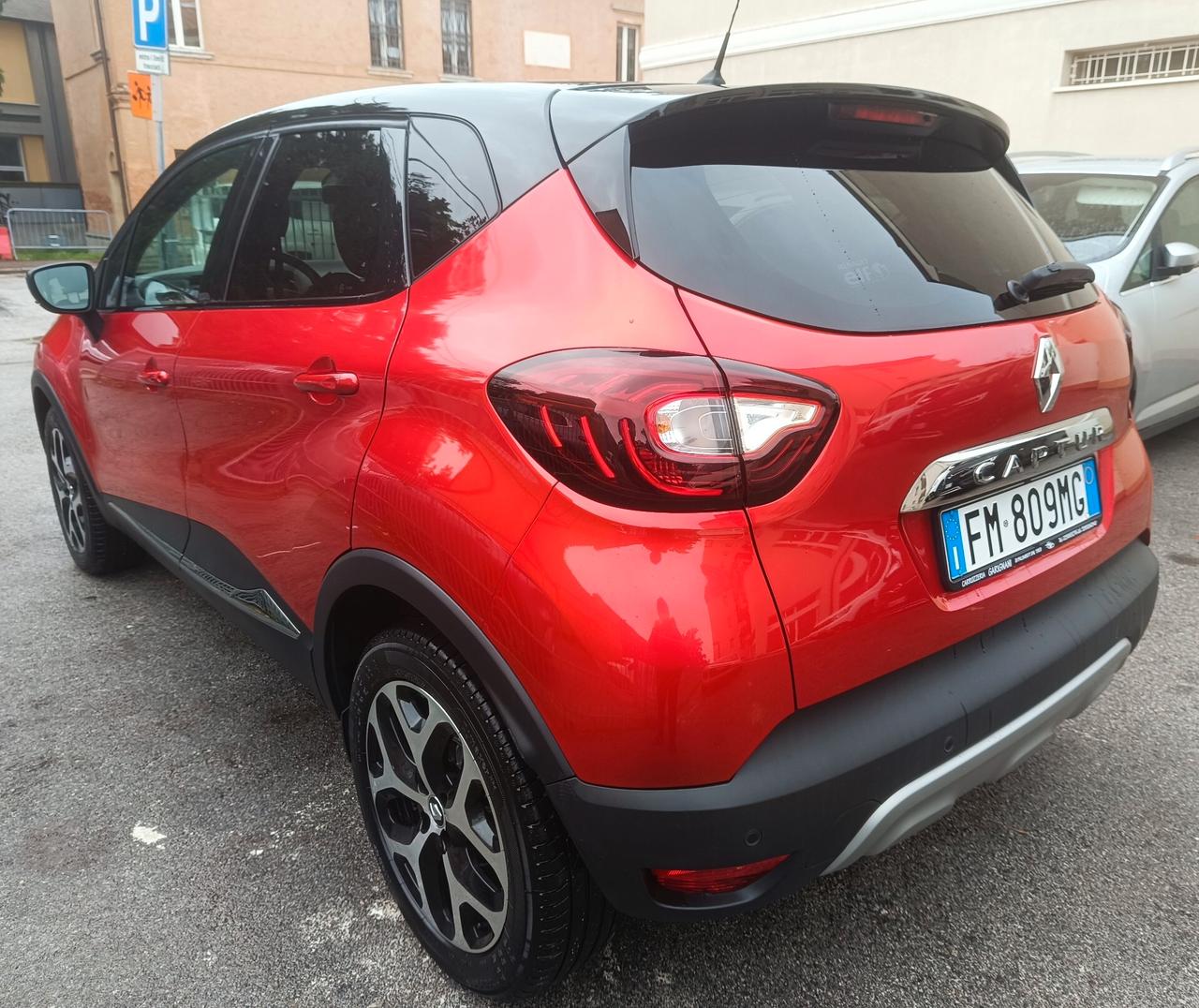 Renault Captur 1.2 TCe 120 CV Zen