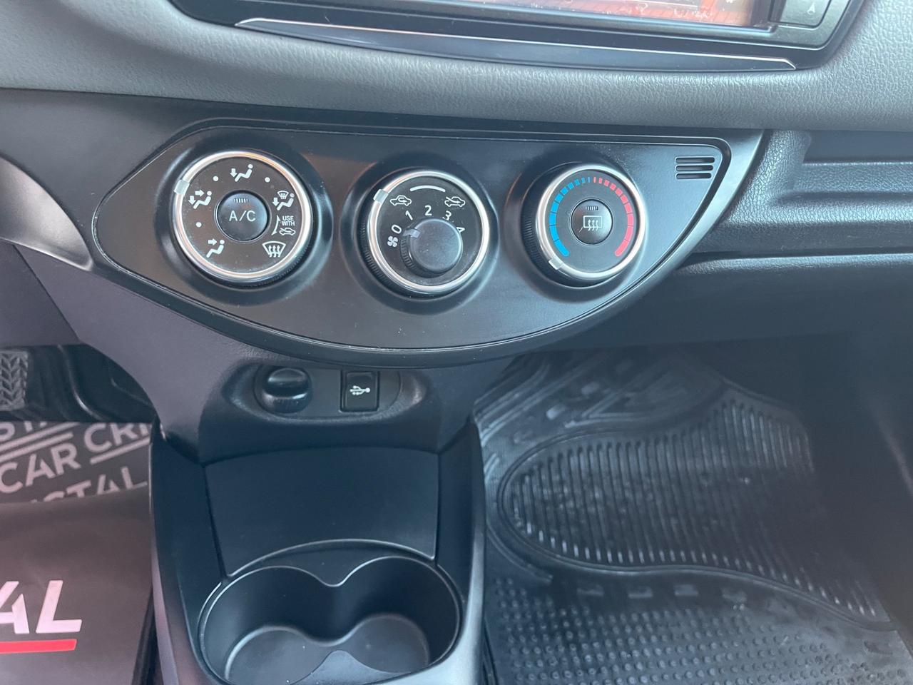 Toyota Yaris 1.0 5 porte Lounge