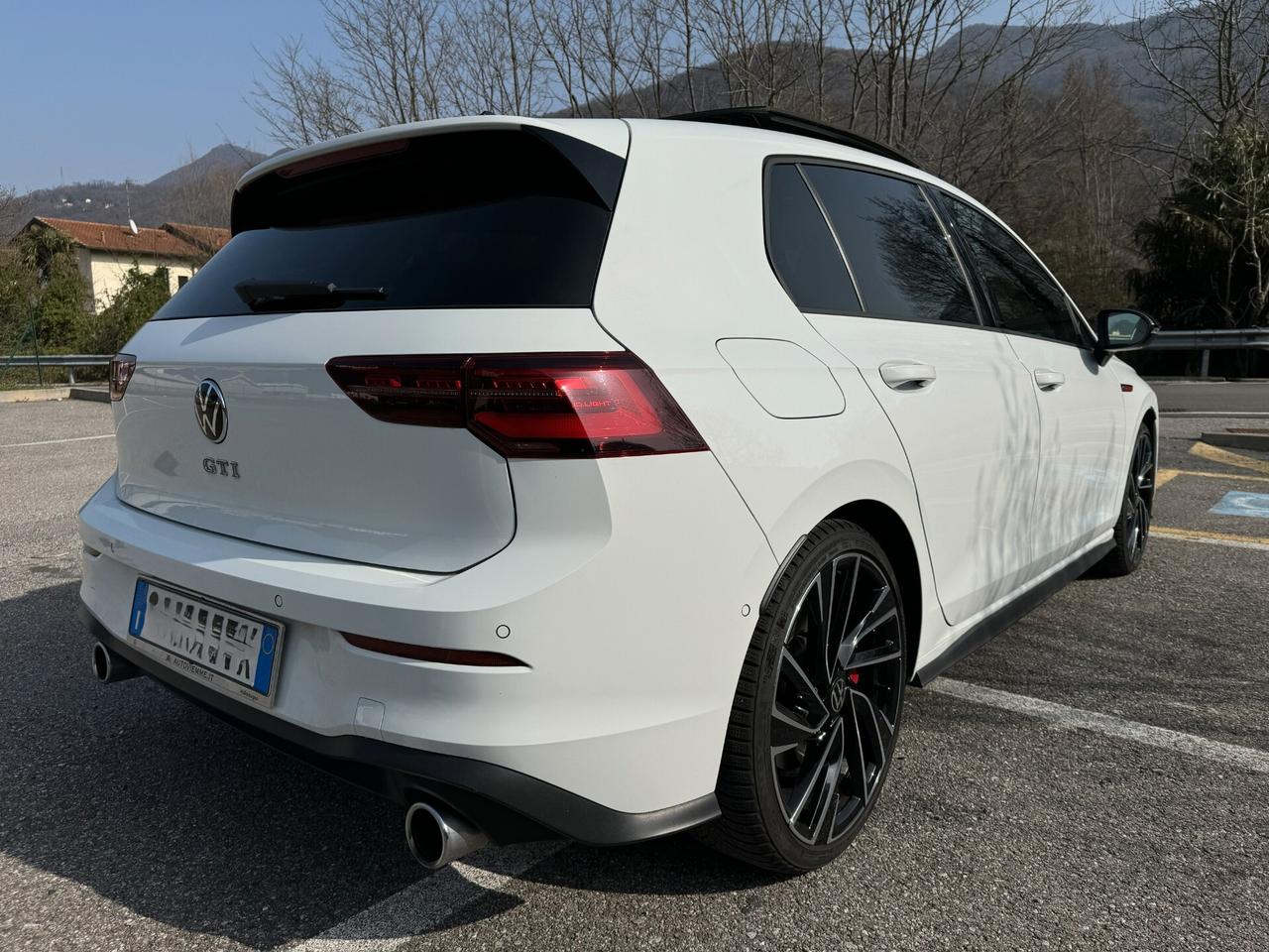 Volkswagen Golf GTI 2.0 TSI DSG