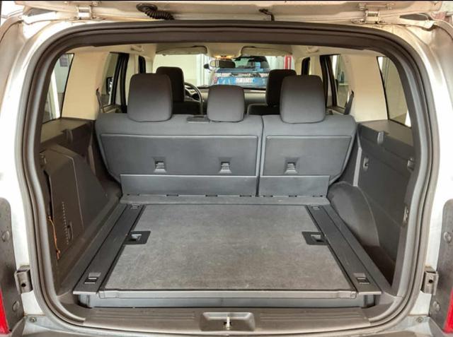 DODGE Nitro 2.8 CRD DPF SXT 4WD Prob. cambio 1* a volte esce