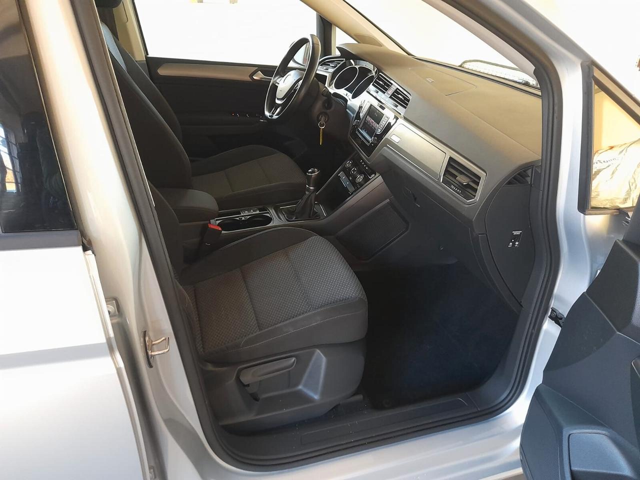 Volkswagen Touran 7 POSTI 1.6 TDI Comfortline BlueMotion Technology