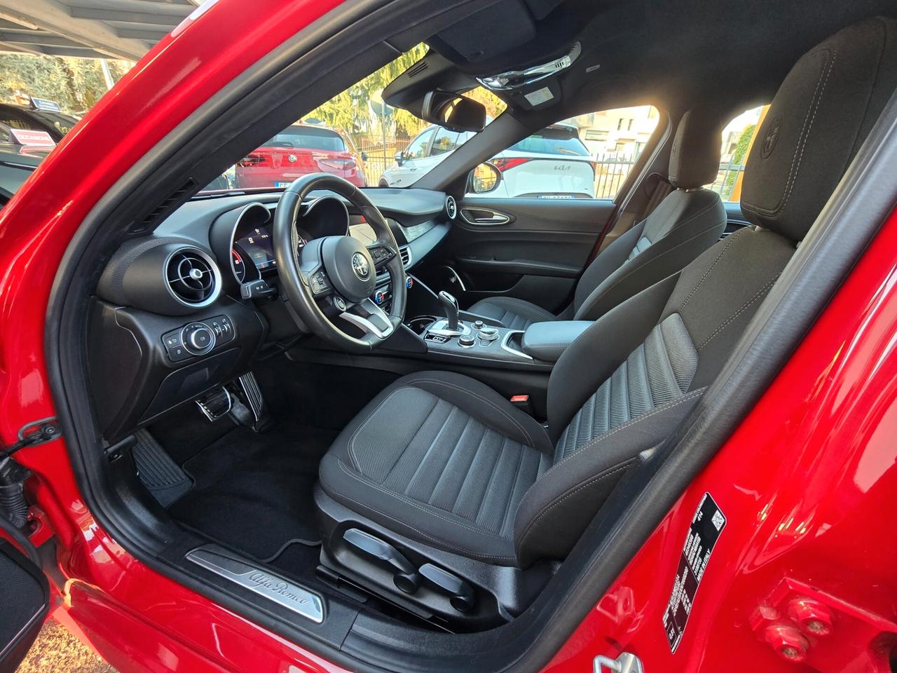 Alfa Romeo Giulia 2.2 190cv AUT. / CERCHI 19"