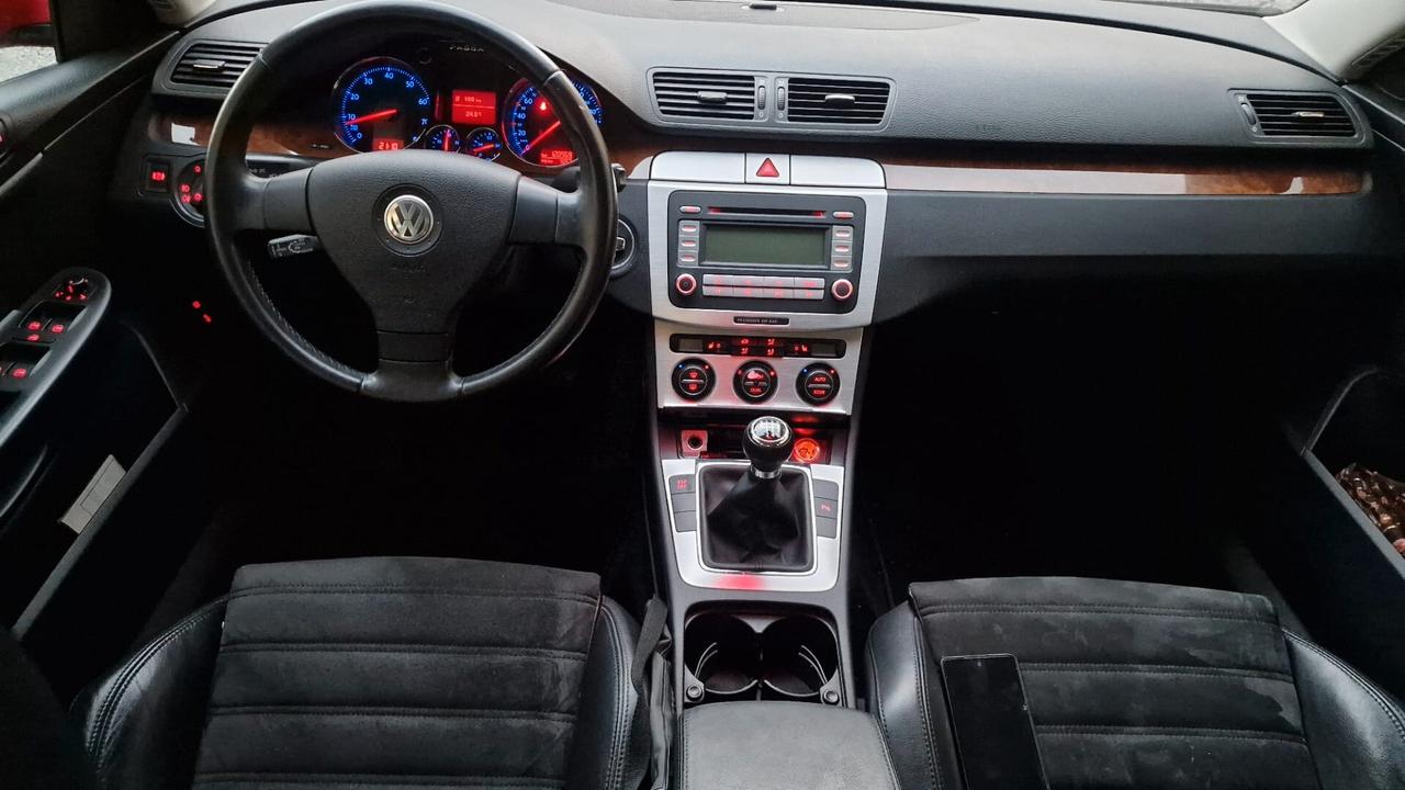 Volkswagen Passat 1.6 16V FSI Comfortline