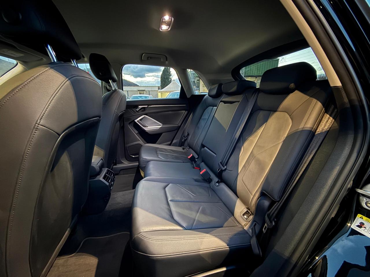 Audi Q3 35 TDI S-Tronic 150 CV Business Advanced