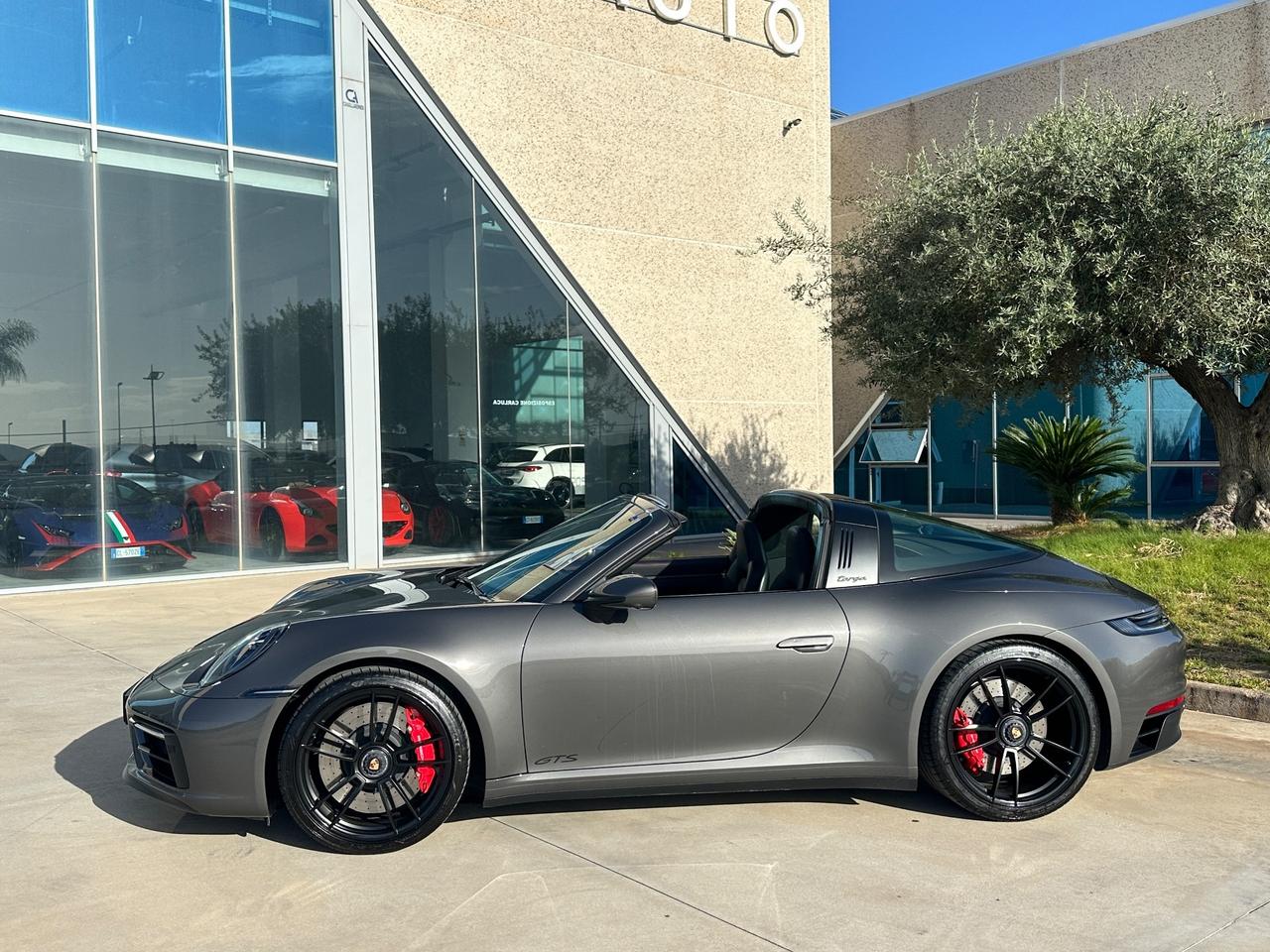 Porsche 992 Targa 3.0 4 GTS possibilità noleggio no scoring