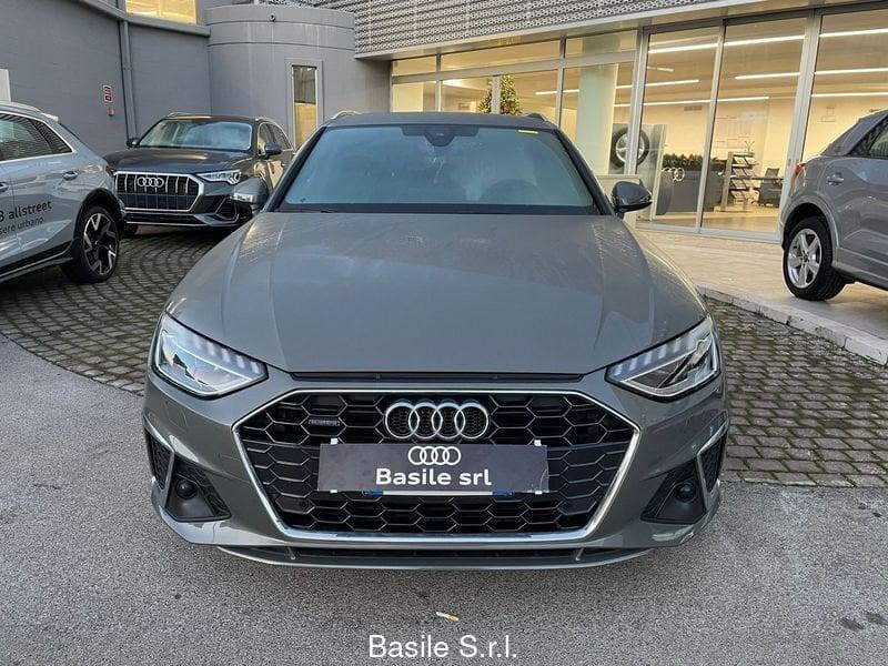 Audi A4 Avant 40 TDI quattro S tronic S line edition