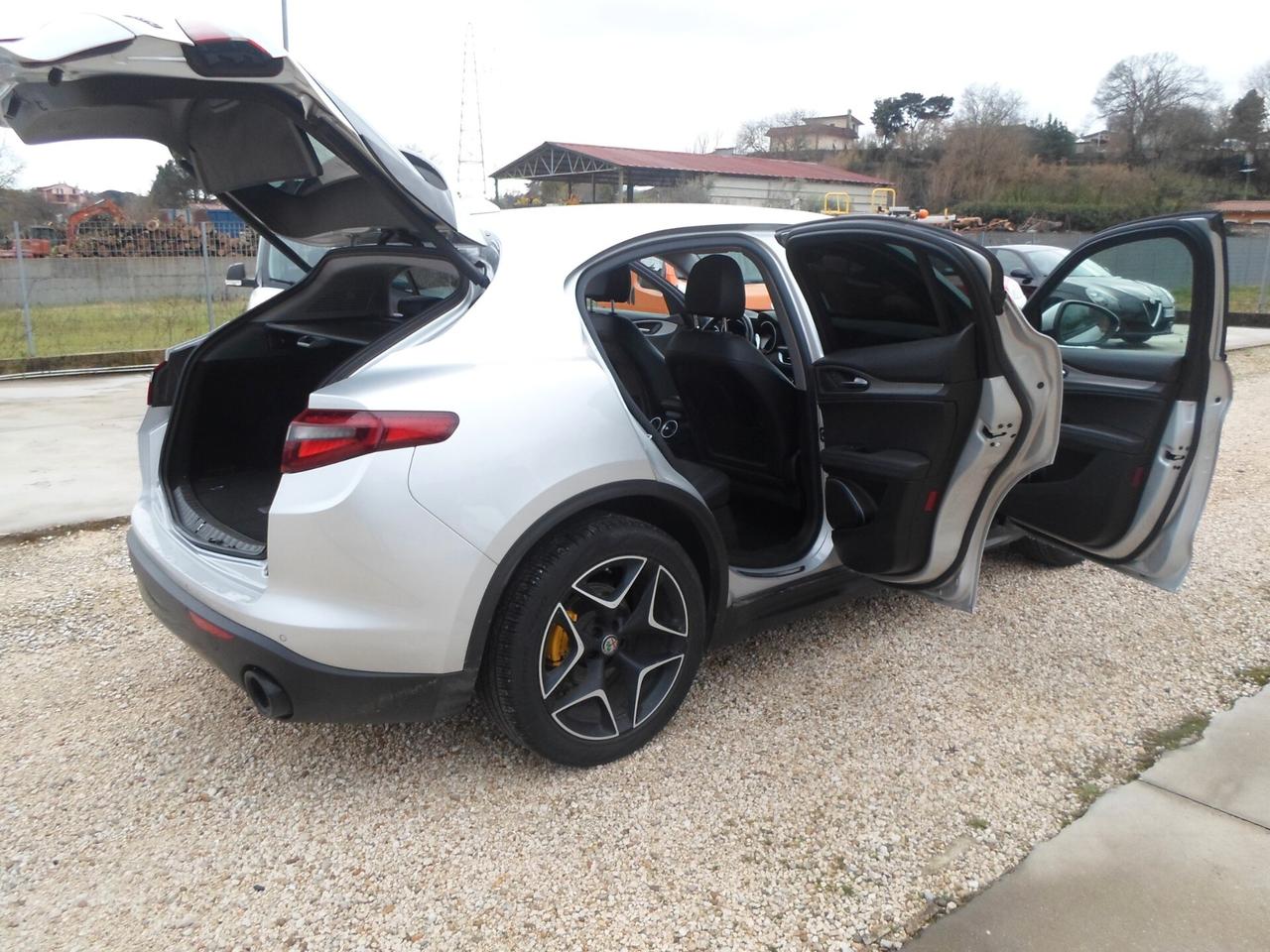Alfa Romeo Stelvio 2.2 Turbodiesel 190 CV AT8 Q4 Sprint