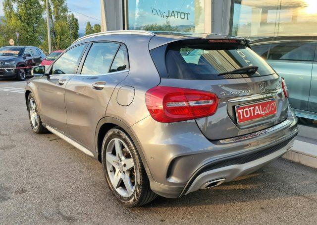 MERCEDES-BENZ GLA 200 d Automatic 4Matic Premium AMG OK NEO PATENTATI