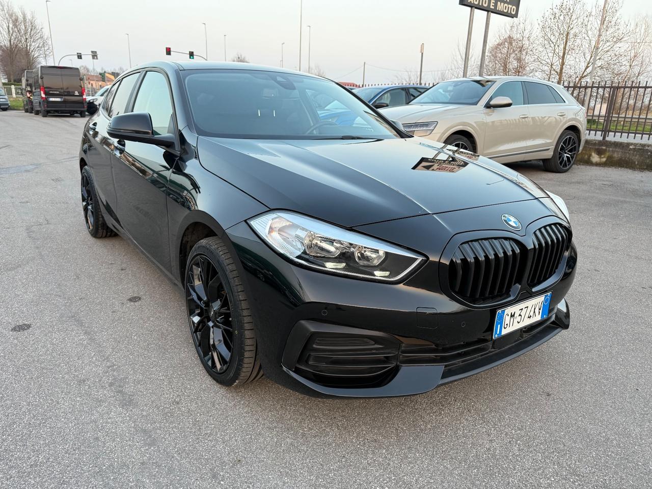 Bmw 116d 5p. Automatico Business Advantage