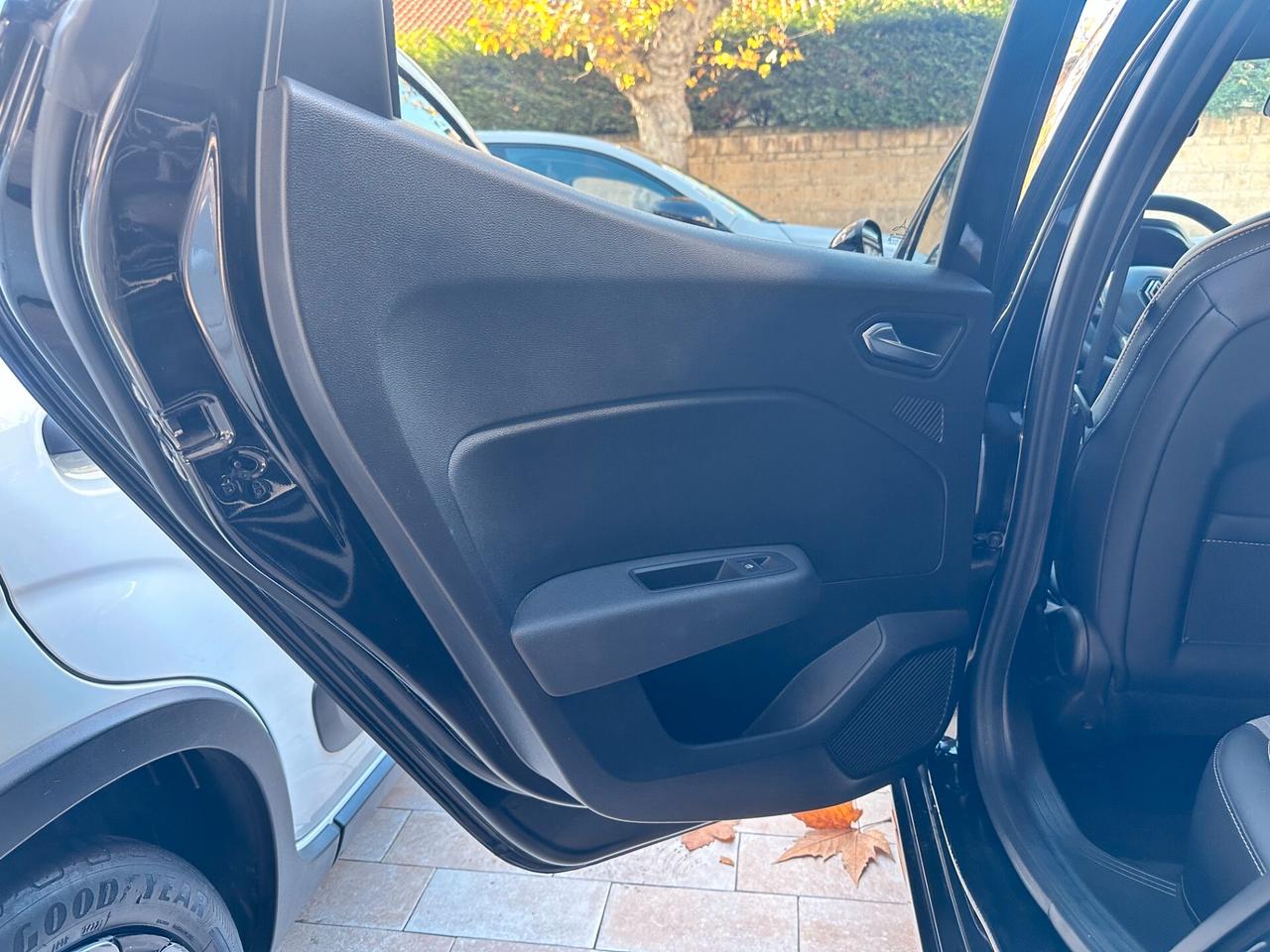 Renault Clio 1.0 TCe 90 CV – Techno – 2024 – 31.600 km – Promo 14.900 €