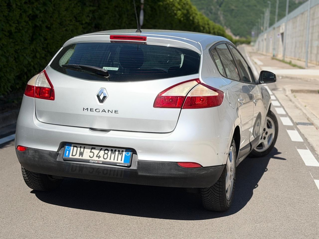 Renault Megane Mégane 1.5 dCi 90CV OK NEOPATENTATI