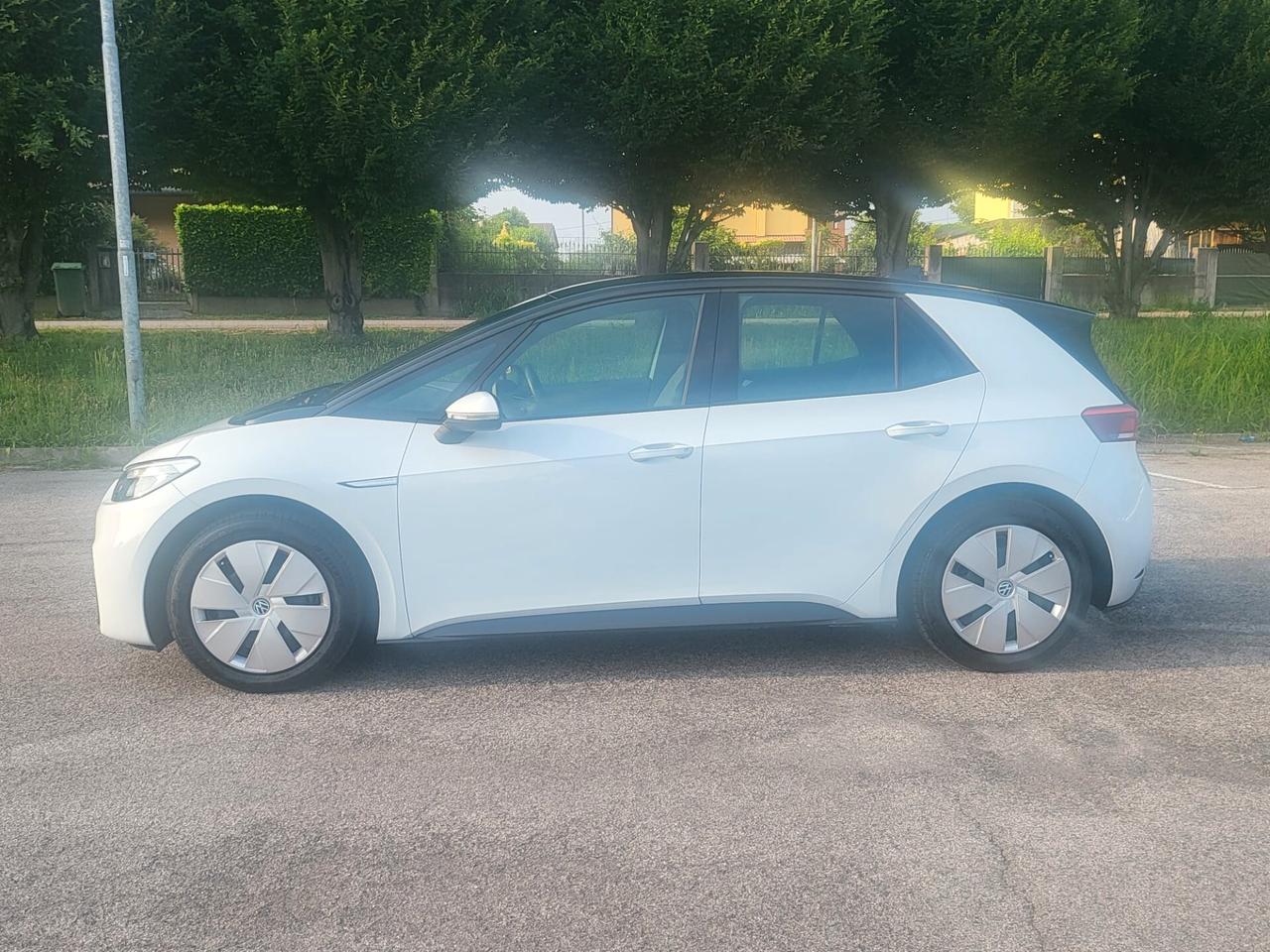 Volkswagen ID.3 ID.3 Life UNIPRO 27.000 KM
