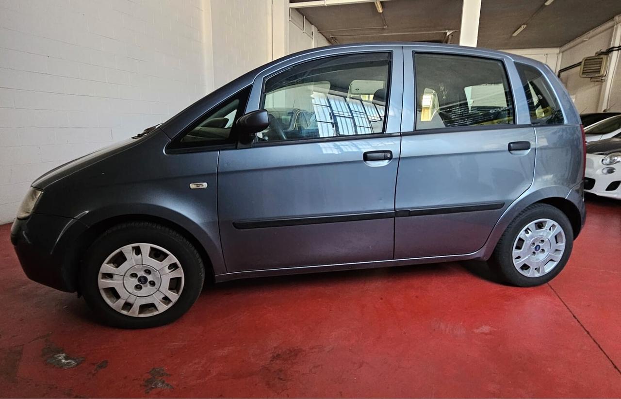 Fiat Idea 1.4 BlackEnergy Gpl