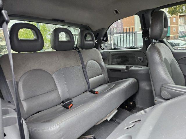 CHRYSLER Grand Voyager 2.8 CRD cat LX Auto 7POSTI