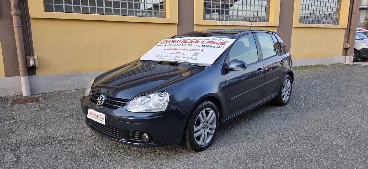 Volkswagen Golf 1.6 16V FSI 5p. Comfortline B/ GPL PROSSIMO RINNOVO BOMBOLE 11/2030 - AUTO PER NEOPATENTATI