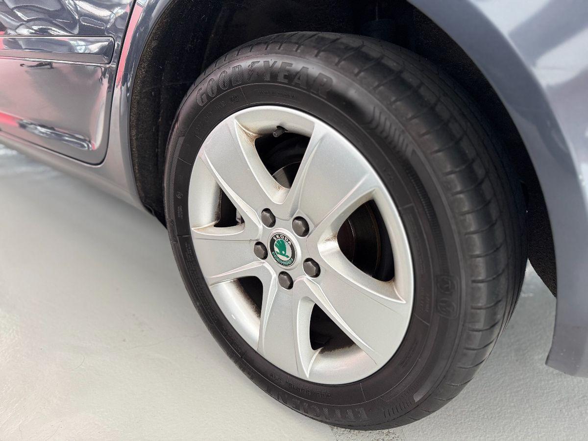 SKODA - Octavia - 1.6 TDI CR F.AP. Elegance