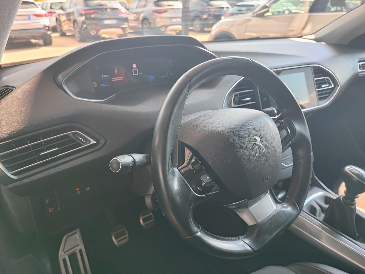 Peugeot 308 PureTech Turbo 130 S&S Allure