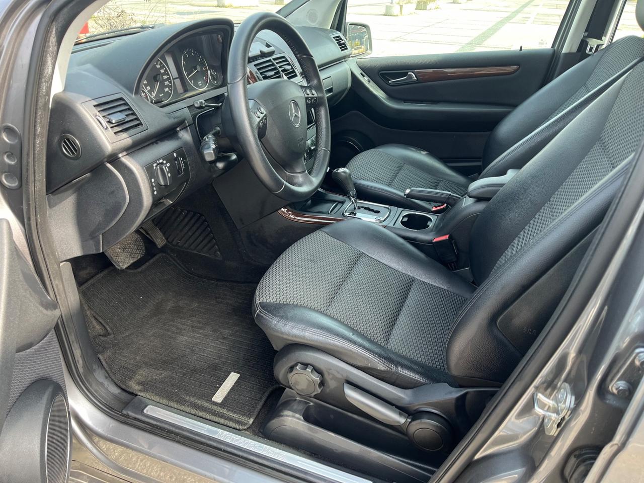 Mercedes-benz A 160 AUTOMATIC Executive