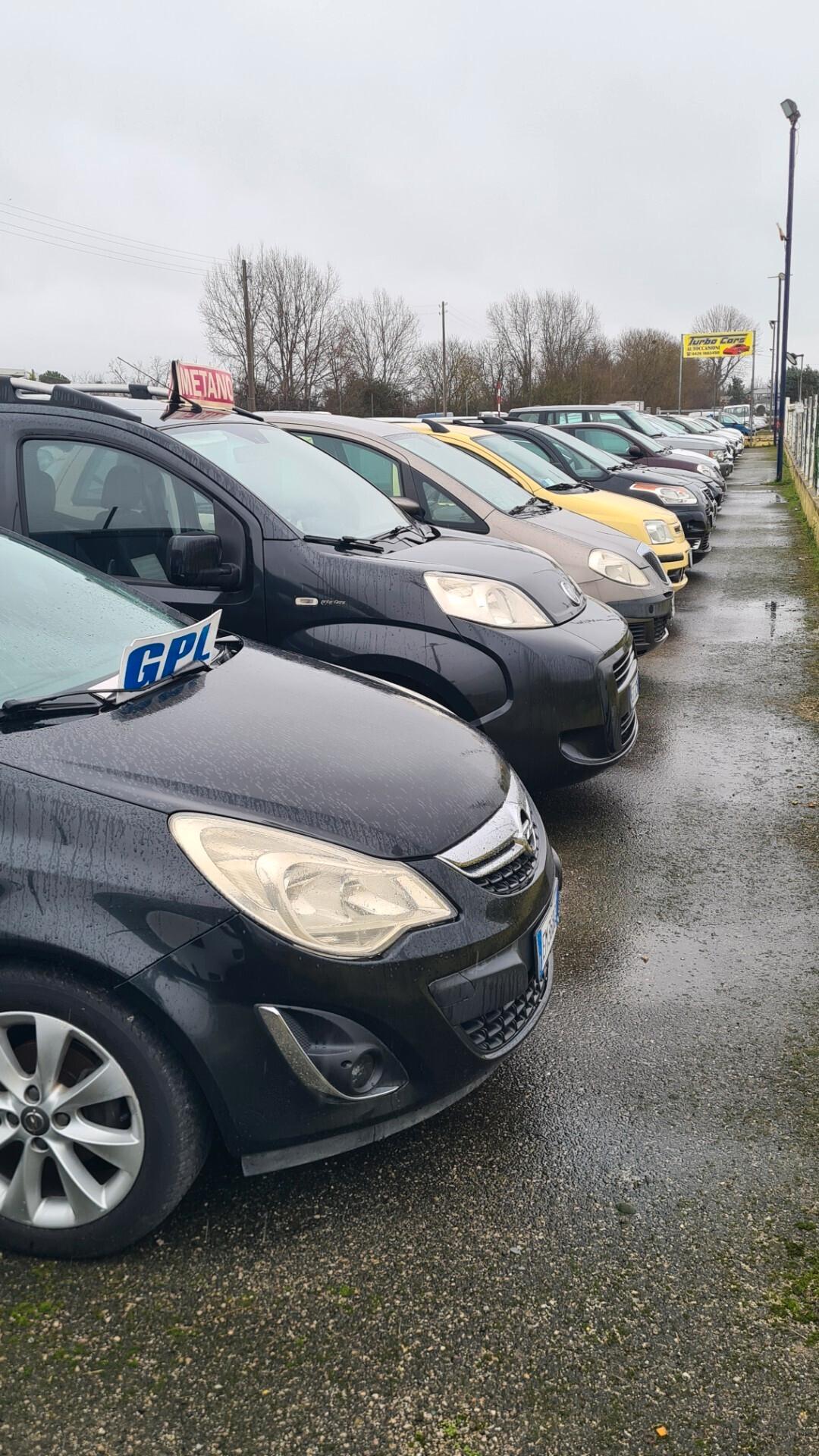 Ford Fiesta Fiesta+ 1.4 5 porte Bz.- GPL