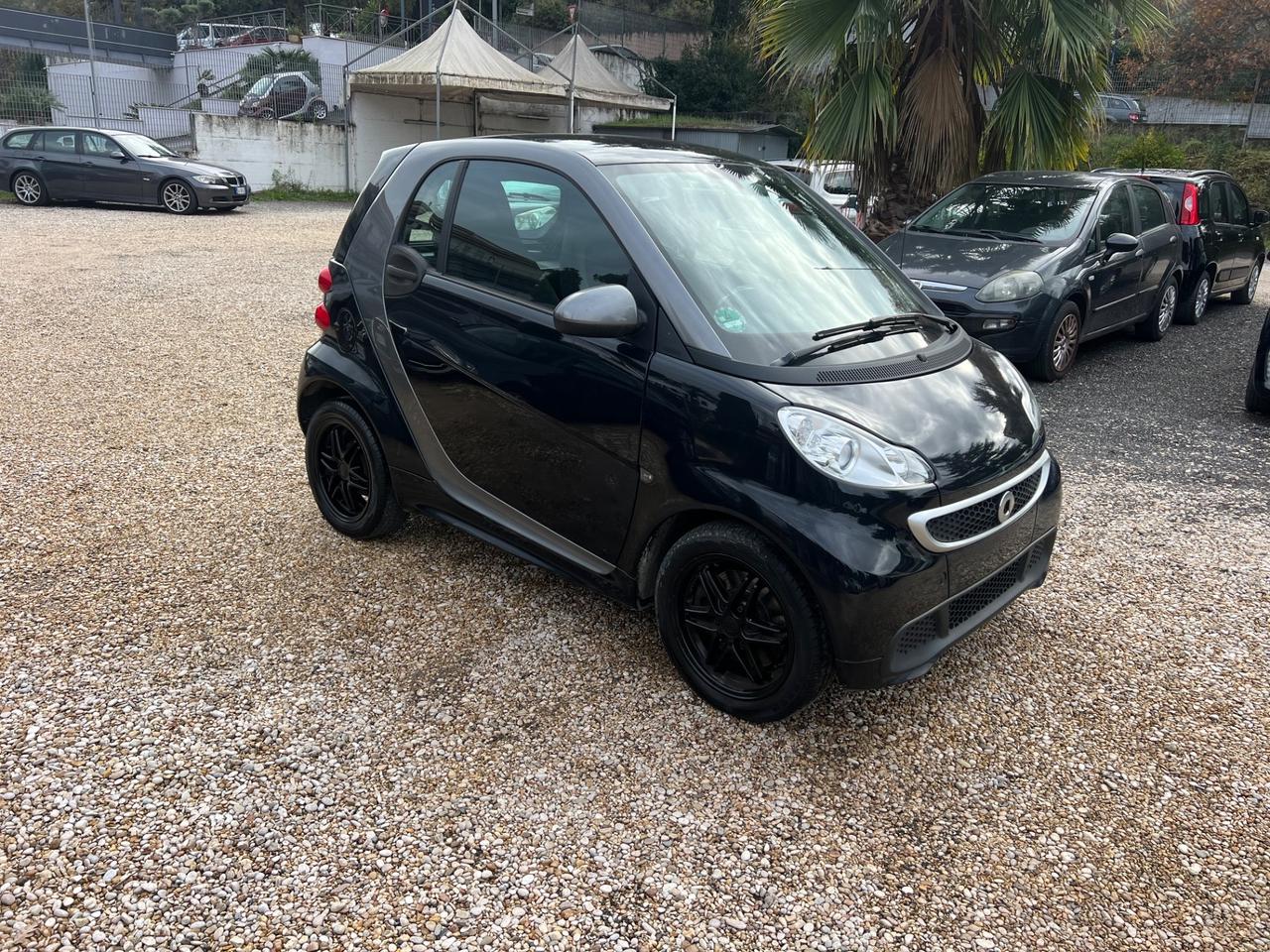 Smart ForTwo 1000 52 kW MHD coupé passion