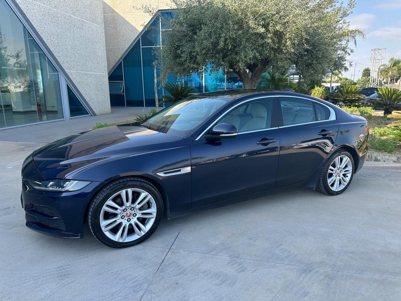 Jaguar XE 2.0d i4 S 180cv auto Offerta T-stock prezzo imperdibile