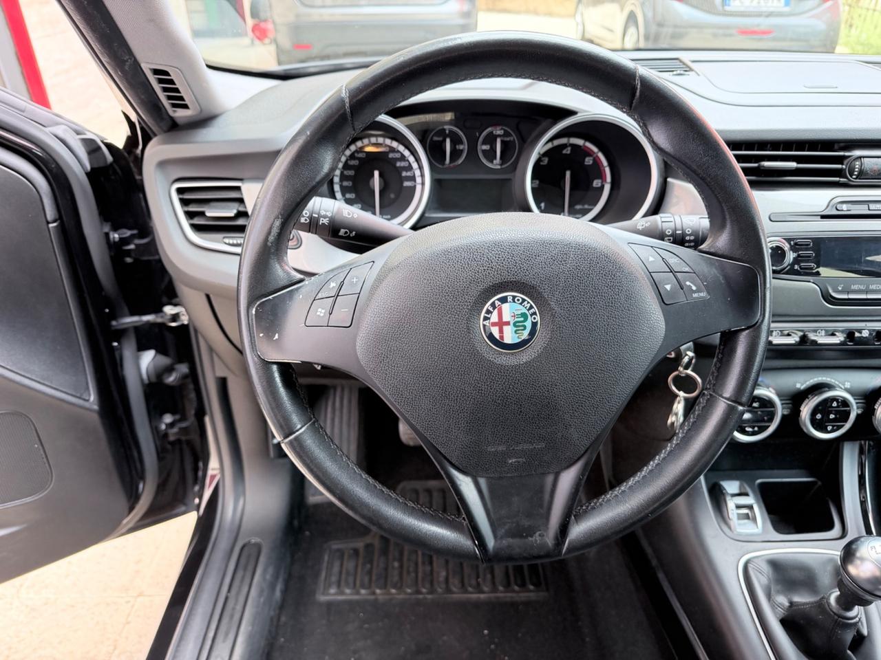 Alfa Romeo Giulietta 1.6 JTDm-2 105 CV Distinctive