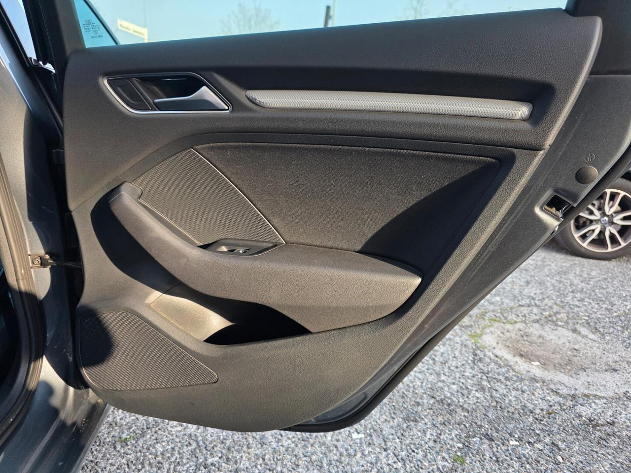 Audi A3 2.0 TDI 150 CV clean diesel S tronic