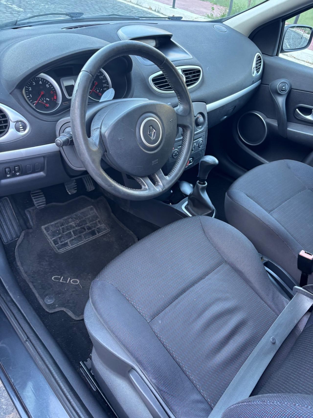 Renault Clio Storia 1.2 5 porte Confort