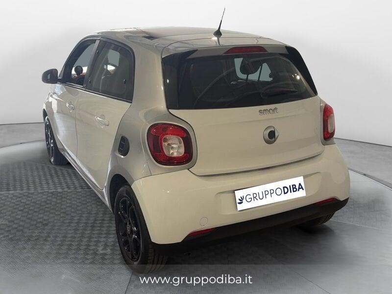 smart forfour Smart II 2015 Benzina 1.0 Urban (sport edition1) 71cv twinamic