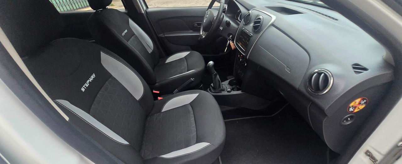 Dacia Sandero Stepway 900 TCe 12V 90CV Prestige