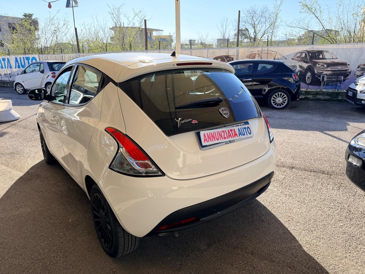 Lancia Ypsilon 1.2 69 CV 5 porte