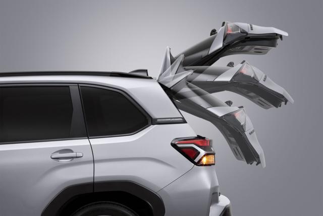 SUBARU Forester PREMIUM e-BOXER 2.0 CVT AUTOMATICA