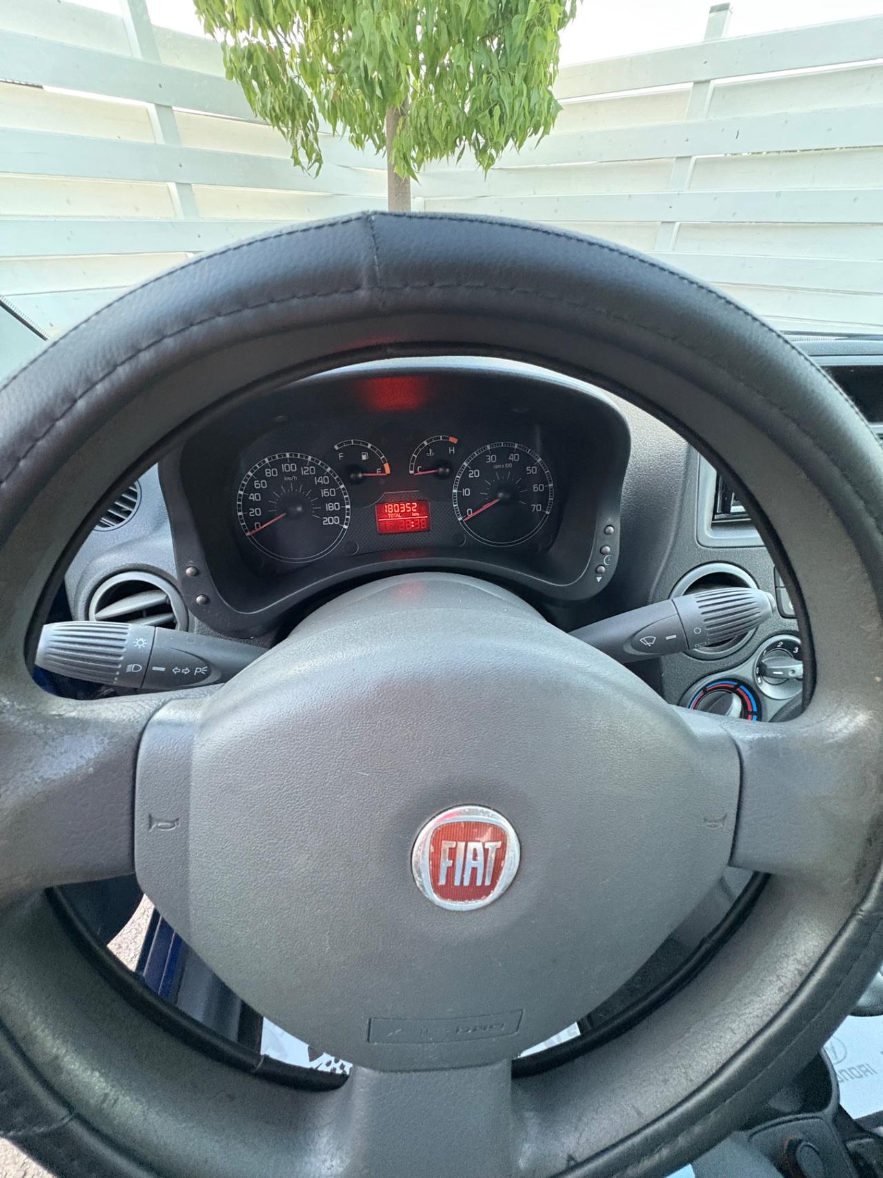 Fiat Panda 1.2 BENZINA ADATTA A NEOPATENTATO